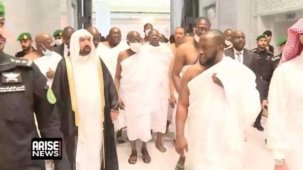 At Umrah, Tinubu Prays for Peace, Unity, Harmony in Nigeria  – THISDAYLIVE