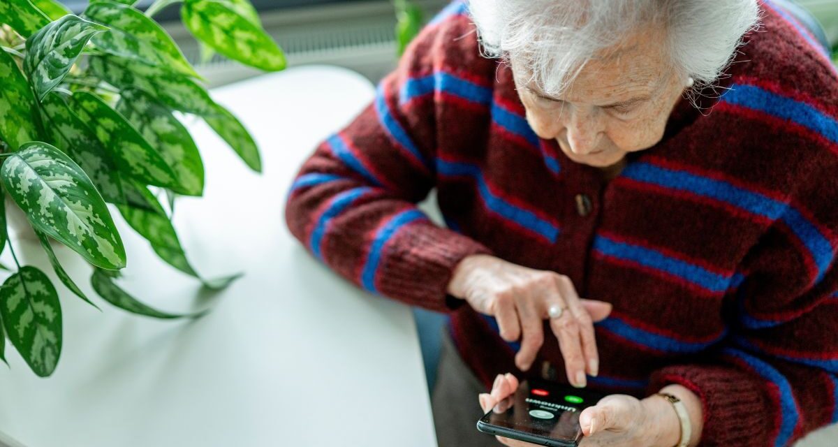 FTC: Investment Scams Fuel Fivefold Surge in Seniors’ Losses
