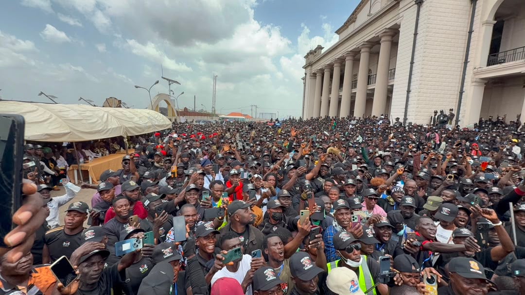 20,000 Volunteers Join Igboho’s Iru Ekun Security Network In Oyo